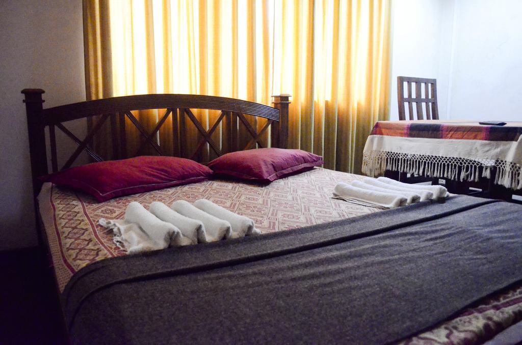 Hotel Yoho Mount Waves Colombo Zimmer foto
